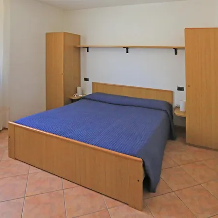 North Wind & Apartment *