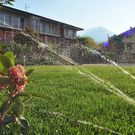 North Wind & Apartment Domaso