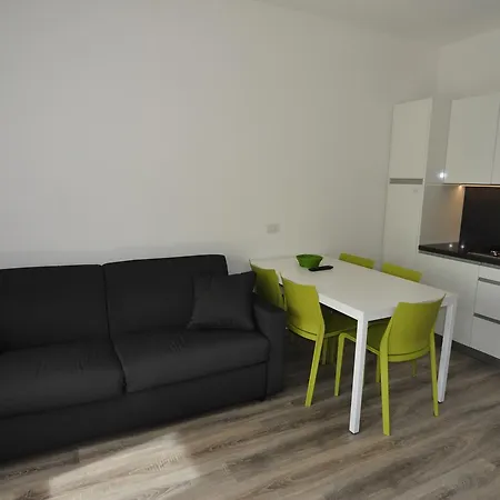 North Wind & Apartment Domaso