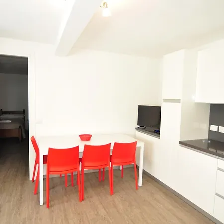 North Wind & Apartment