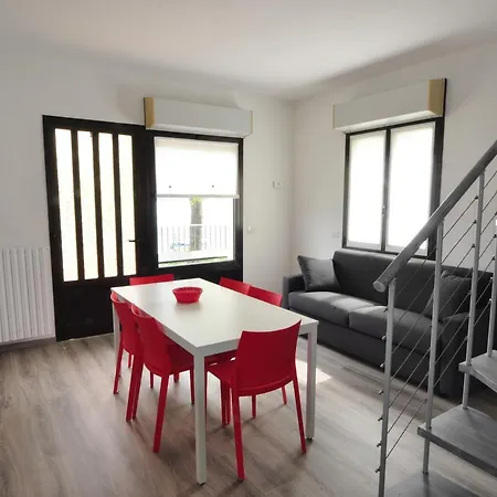North Wind & Apartment
